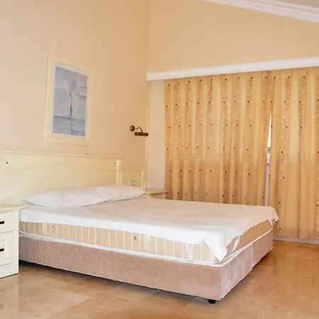 Villa Gold City Villa